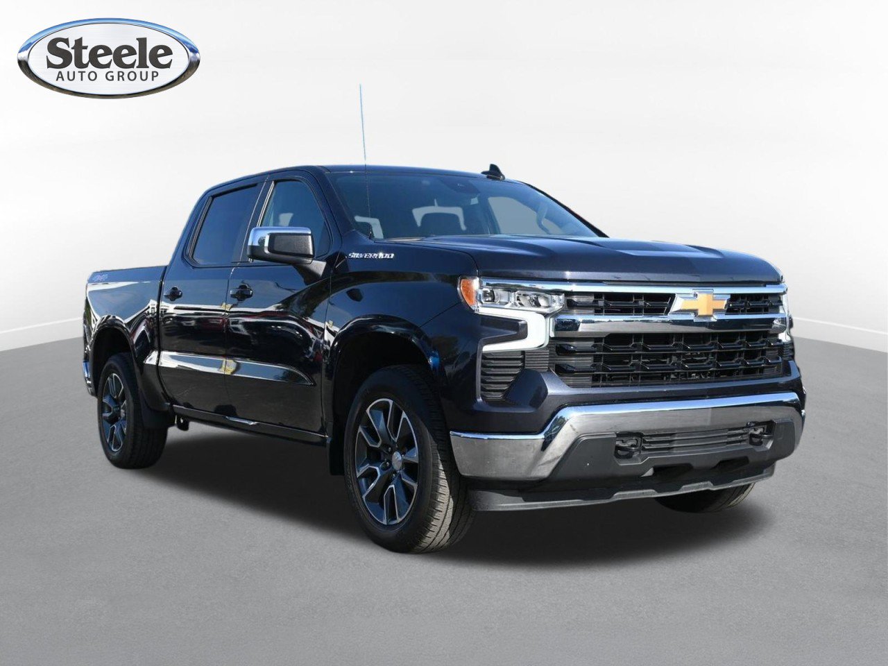 Certified 2024 Chevrolet Silverado 1500 LT AWD/4WD image 3