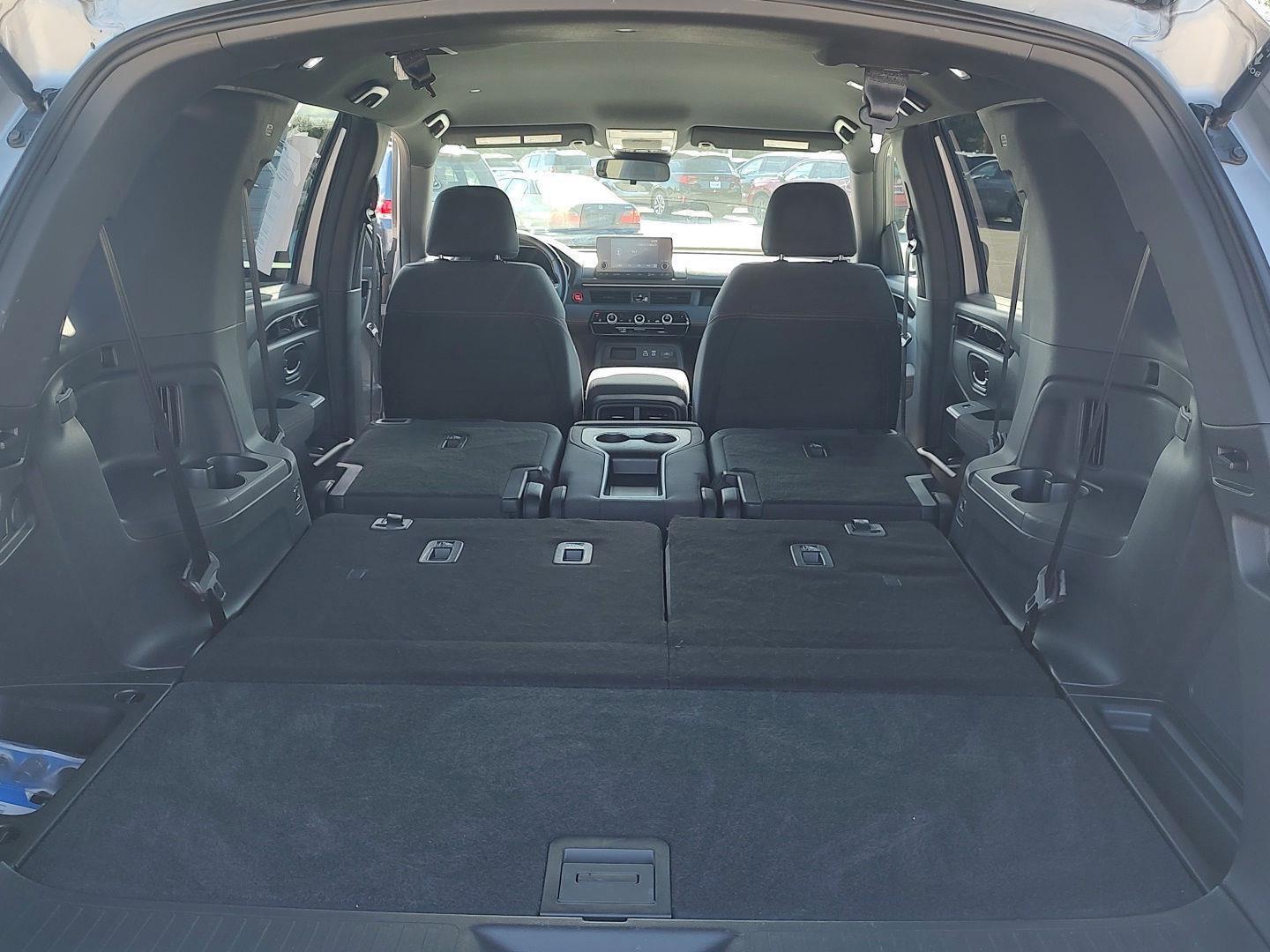 Used 2024 Honda Pilot Sport image 25