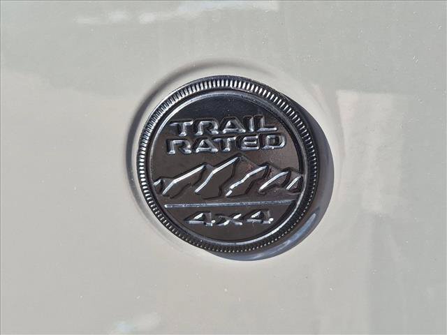 Used 2022 Jeep Wrangler Unlimited Sport AWD/4WD image 13