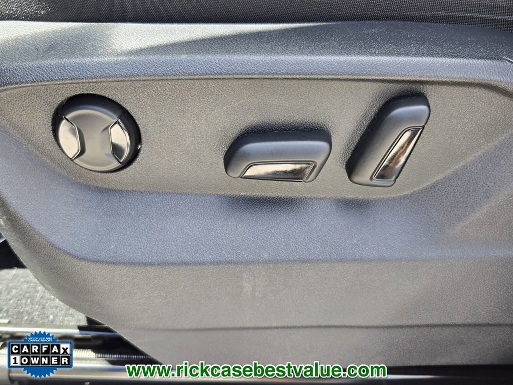 Used 2022 Volkswagen Atlas Cross Sport SE image 10