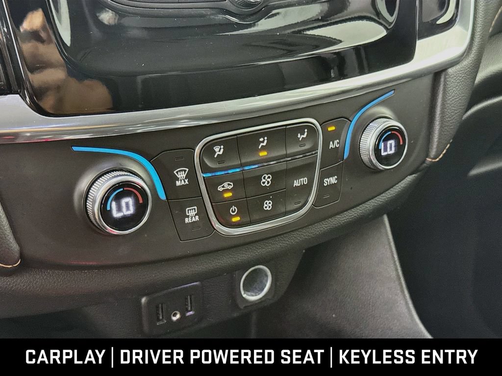 Used 2020 Chevrolet Traverse LT FWD image 16