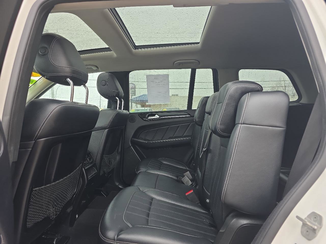 Used 2015 Mercedes-Benz GL 450 4MATIC image 25