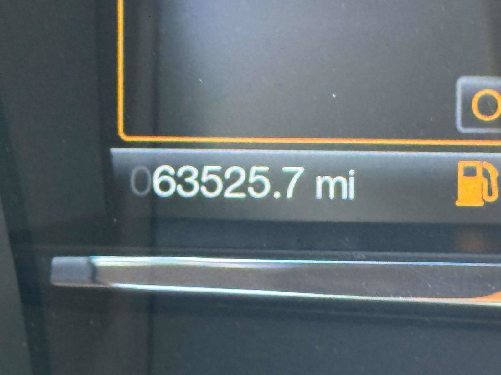 Used 2015 Lincoln MKS AWD w/ Equipment Group 101A image 23