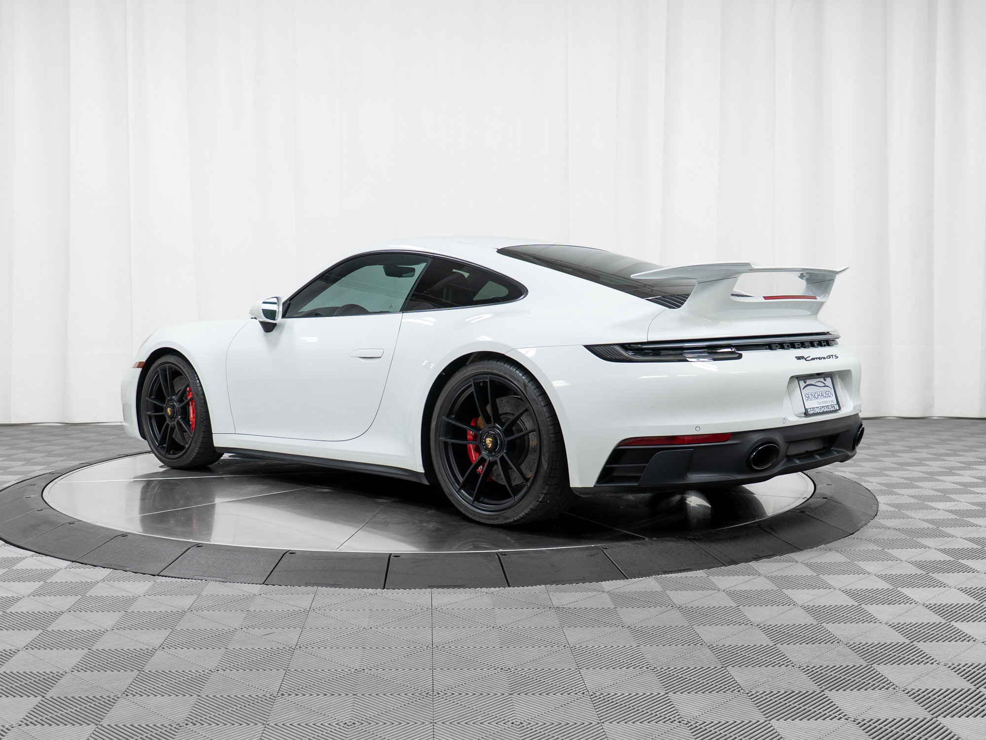 Certified 2024 Porsche 911 Carrera GTS RWD image 3