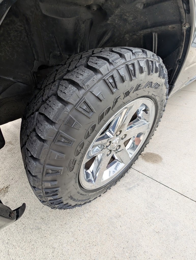 Used 2014 RAM 1500 Express image 41