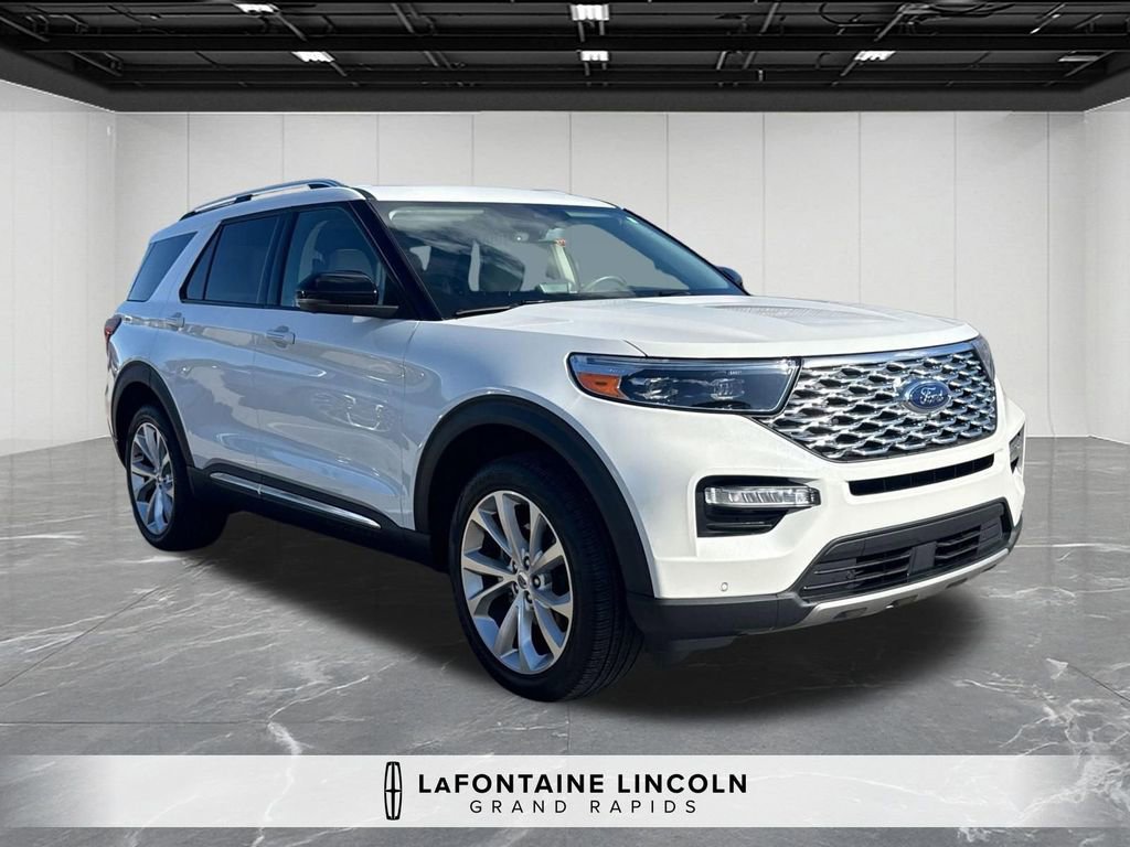 Used 2023 Ford Explorer Platinum w/ Technology Package AWD/4WD image 7