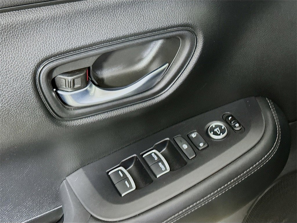 Used 2024 Honda HR-V EX-L image 21