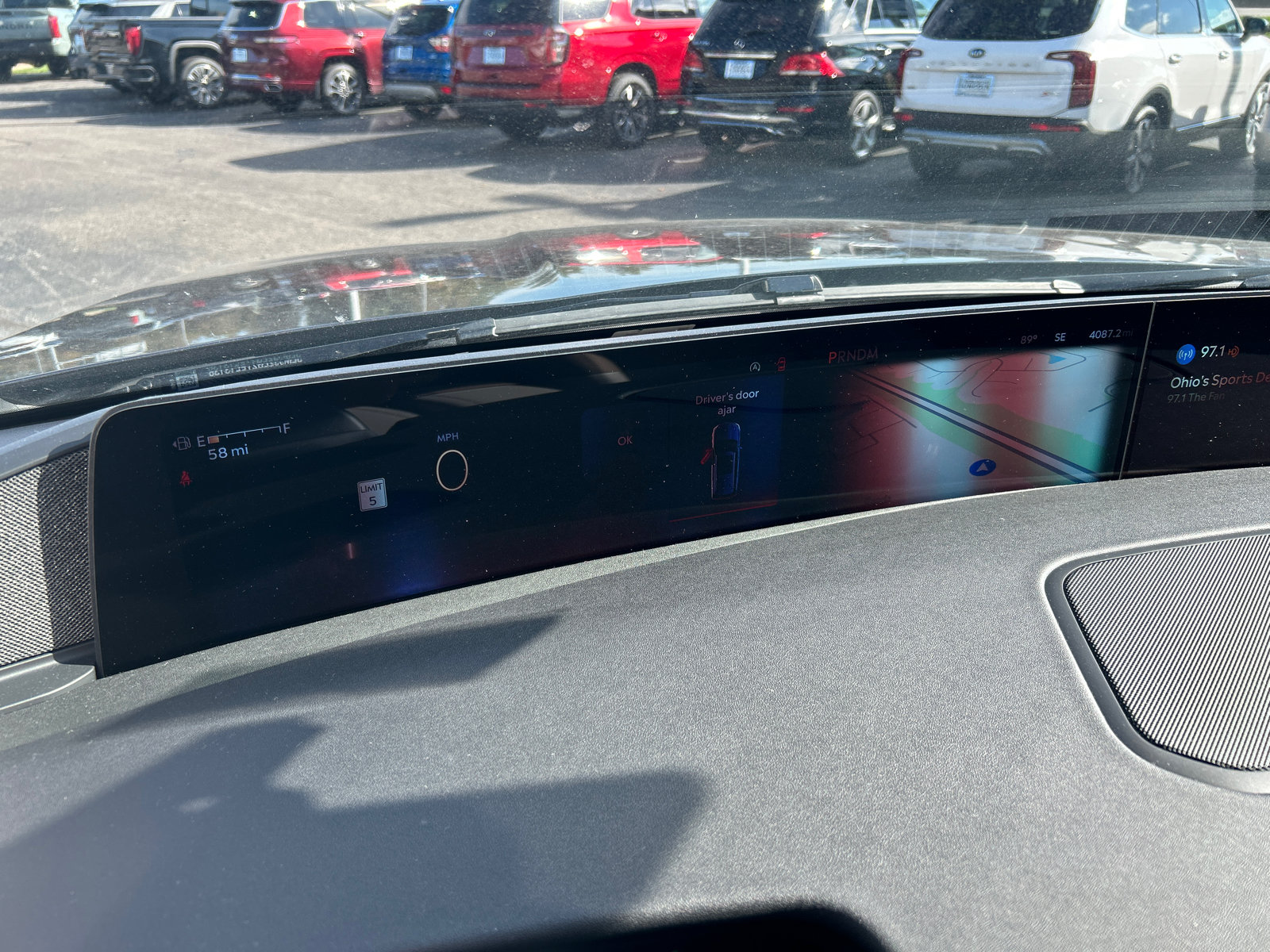 New 2026 Lincoln Navigator Reserve AWD/4WD image 16
