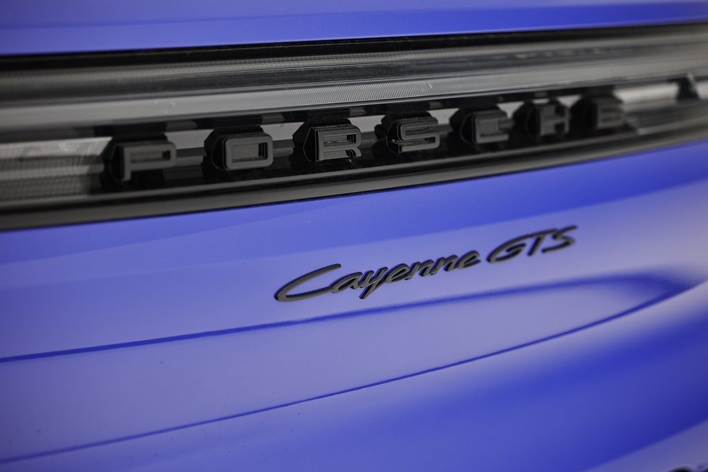New 2025 Porsche Cayenne GTS image 13