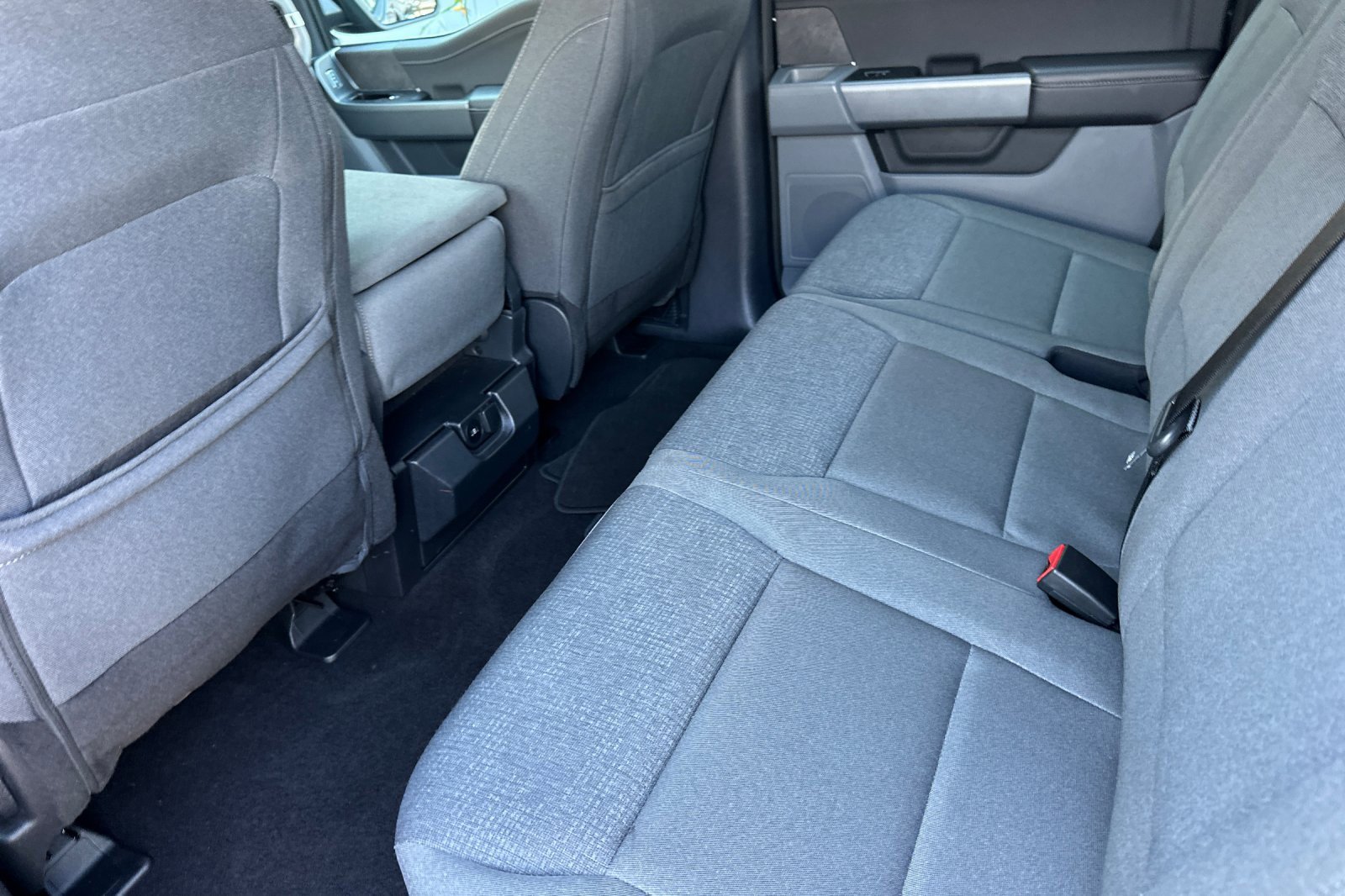 Used 2025 Ford F150 XLT w/ Equipment Group 301A Standard image 13