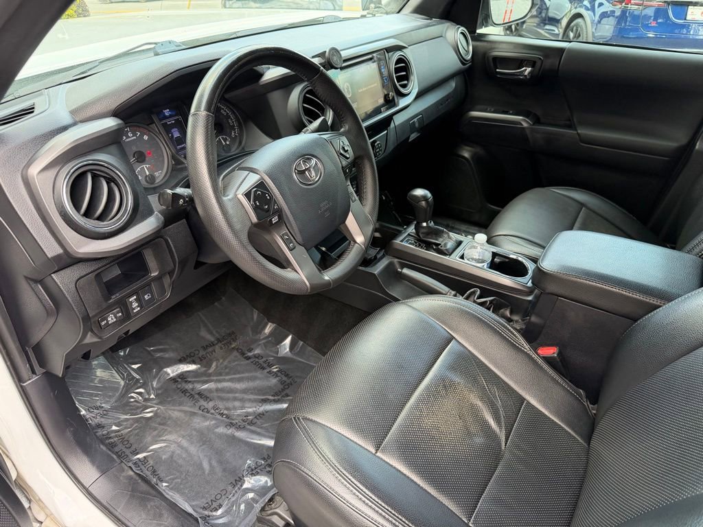 Used 2019 Toyota Tacoma TRD Off-Road image 24