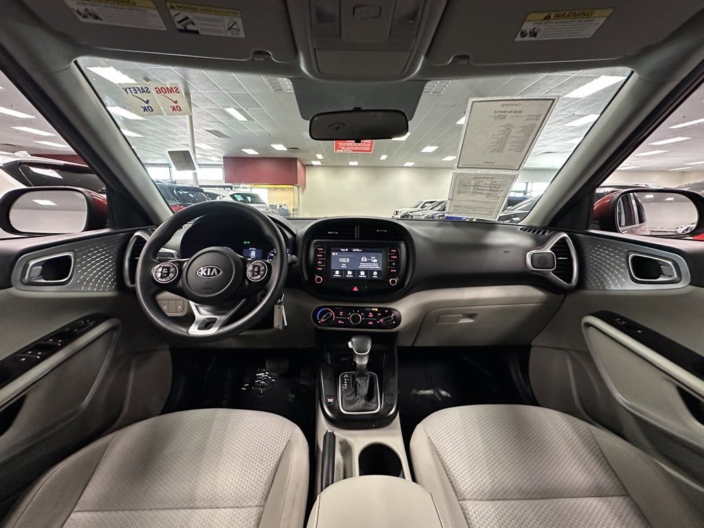 Used 2020 Kia Soul LX image 25