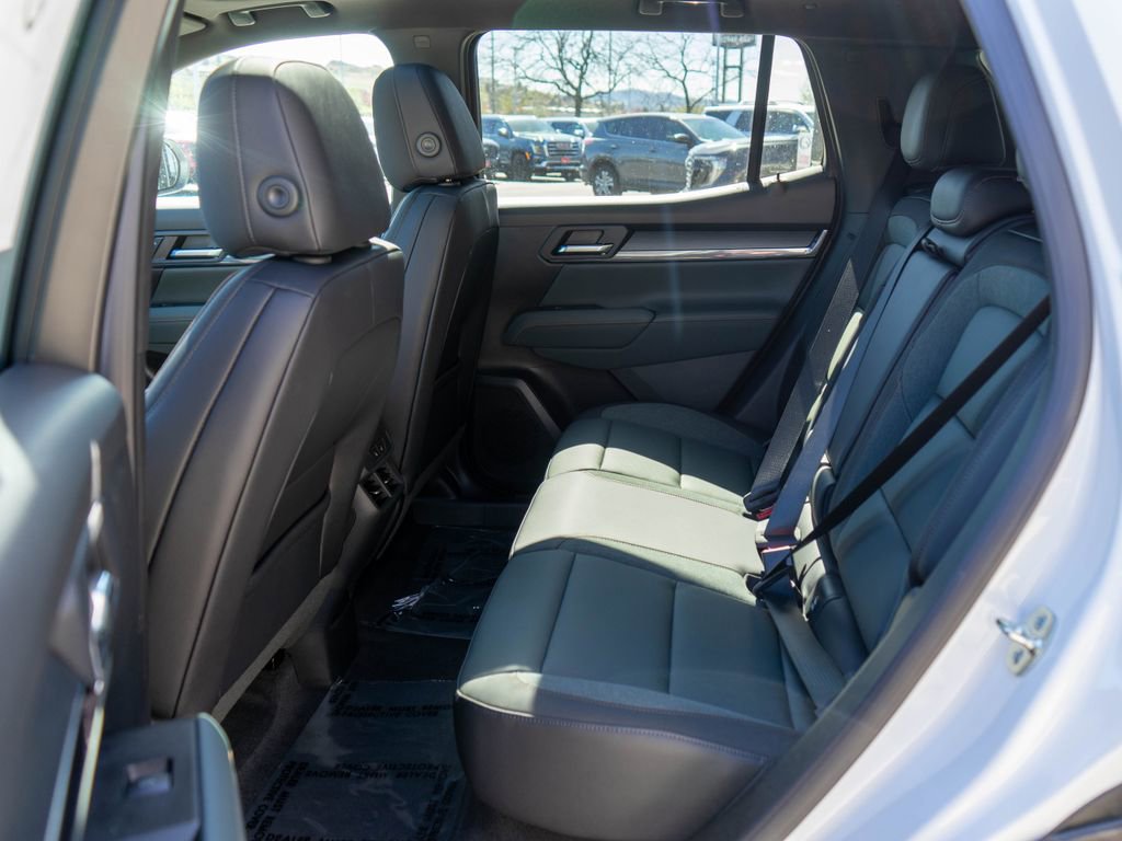 New 2026 GMC Terrain AT4 w/ Convenience Package III AWD/4WD image 13