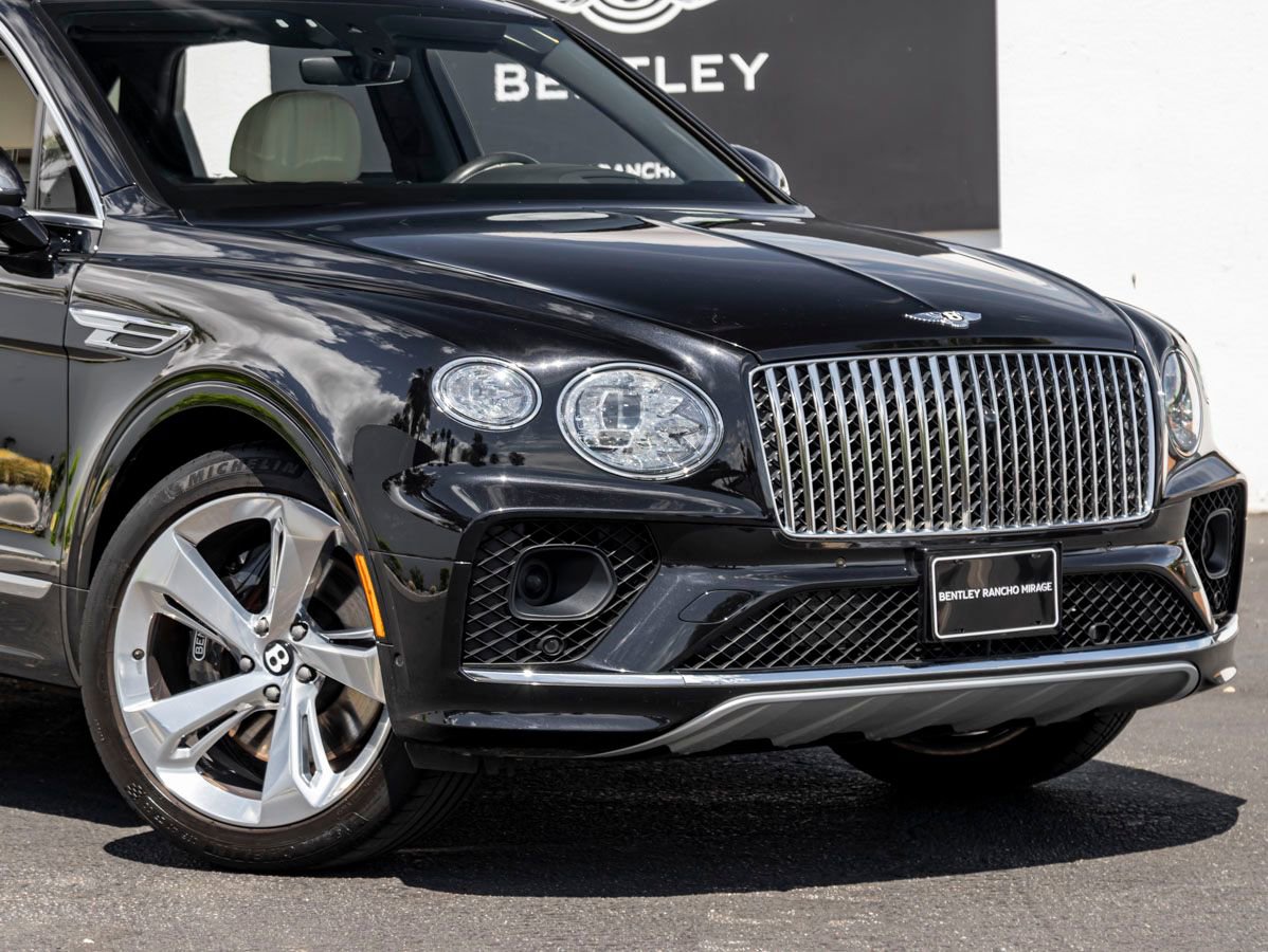 Used 2023 Bentley Bentayga Extended Wheelbase AWD/4WD image 10