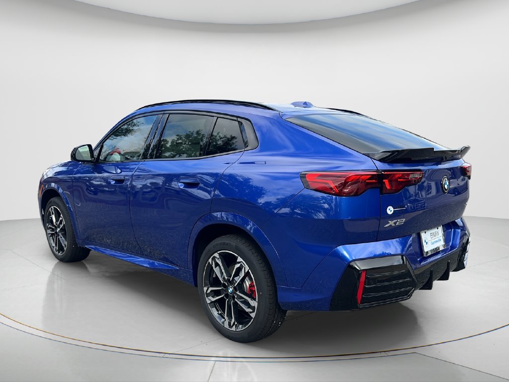 New 2027 BMW X2 xDrive28i w/ Technology Package AWD/4WD image 7