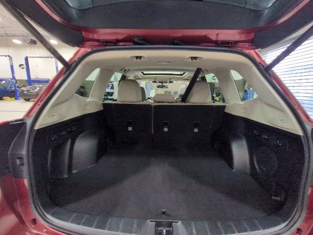 Used 2023 Subaru Forester Limited AWD/4WD image 17
