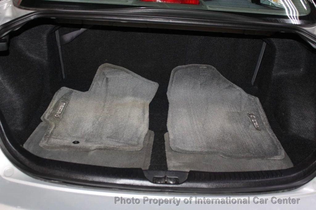 Used 2003 MAZDA MAZDA6 i image 27