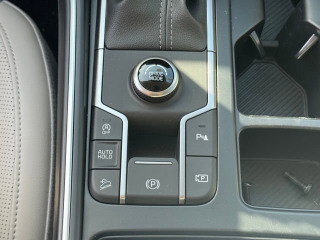 Used 2025 Kia Sorento S w/ Panoramic Sunroof Package image 55