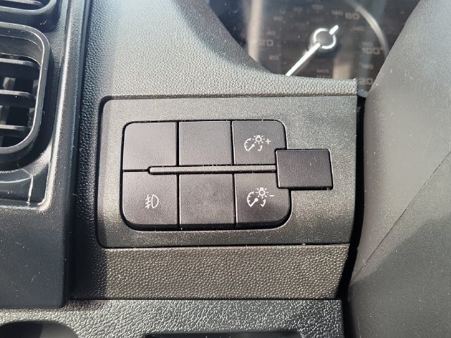 Used 2024 RAM ProMaster 2500 w/ Convenience Group FWD image 10
