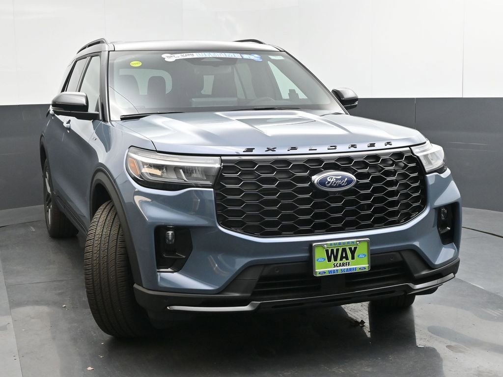 New 2026 Ford Explorer ST-Line w/ ST-Line Street Pack image 9