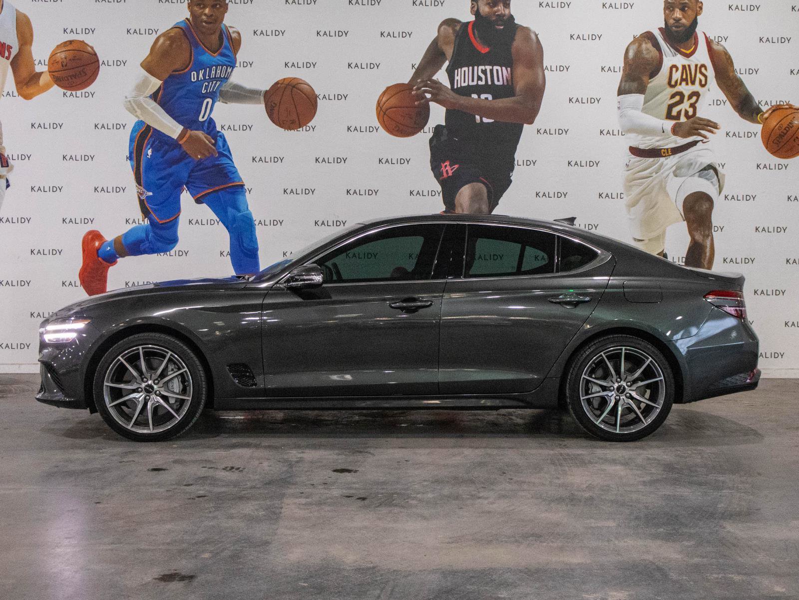 Used 2024 Genesis G70 2.5T image 17