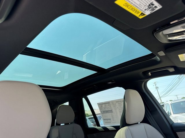 New 2026 Volvo XC90 T8 Plus image 10