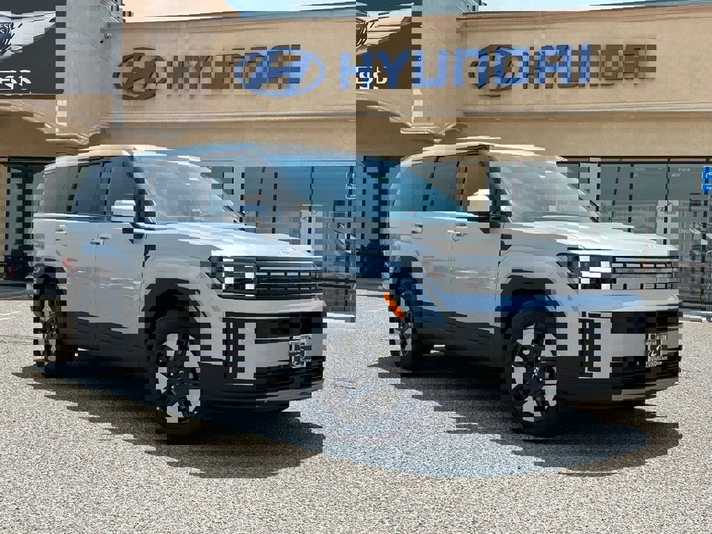 New 2026 Hyundai Santa Fe SE image 1