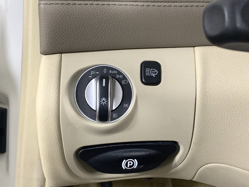 Used 2009 Mercedes-Benz SL 550 image 18