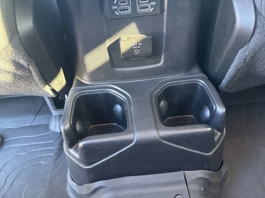 Used 2022 Jeep Wrangler Unlimited Sahara w/ LED Lighting Group AWD/4WD image 38