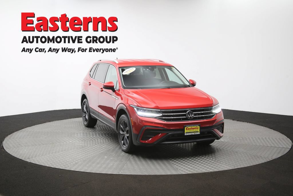 Used 2023 Volkswagen Tiguan SE AWD/4WD image 48
