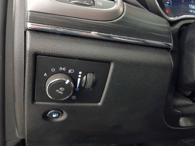 Used 2019 Jeep Grand Cherokee Limited AWD/4WD image 27