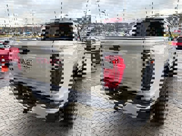 New 2026 GMC Canyon Elevation w/ Convenience Package image 9