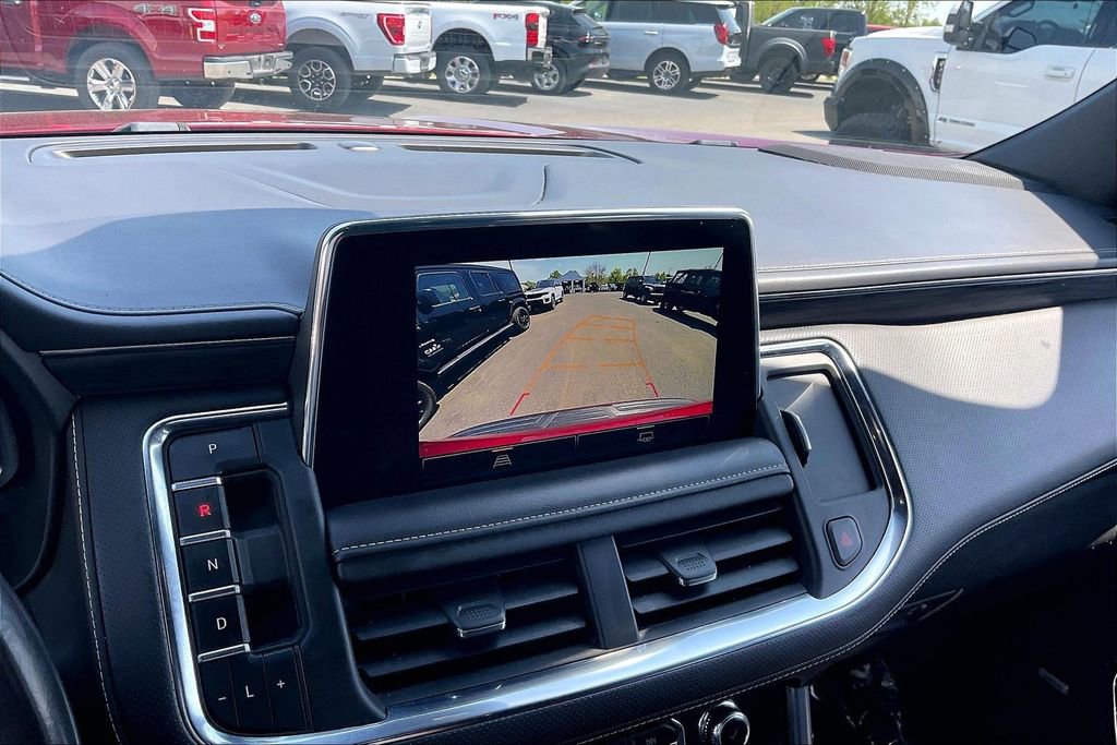 Used 2023 GMC Yukon XL SLT image 17