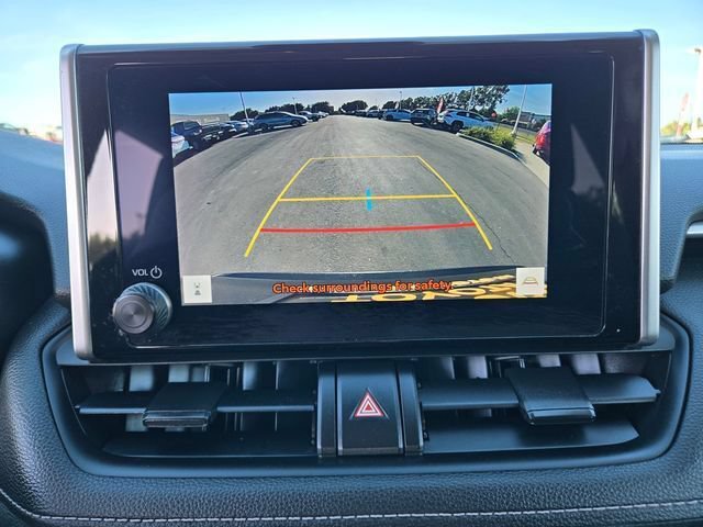 Used 2024 Toyota RAV4 XLE AWD/4WD image 14