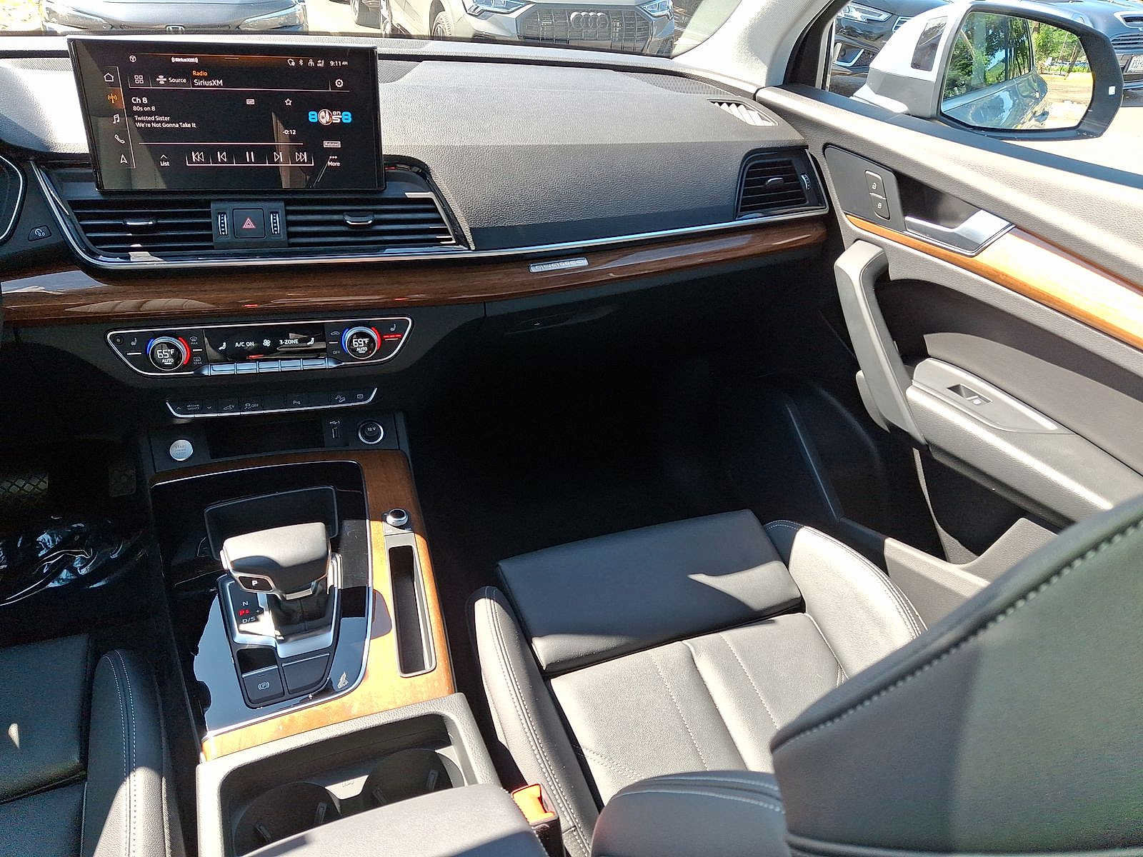 Certified 2023 Audi Q5 e Premium w/ Convenience Package AWD/4WD image 11