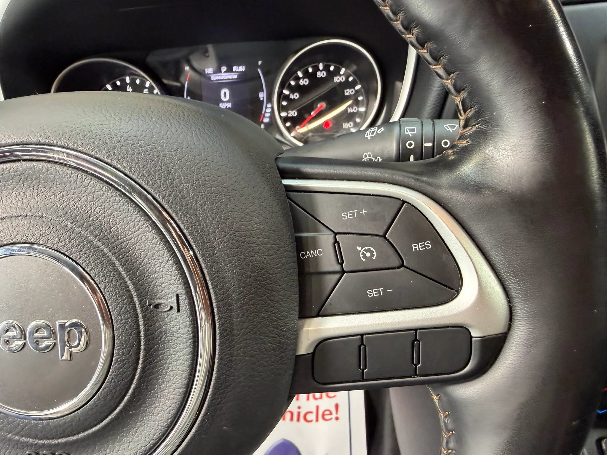 Used 2019 Jeep Compass Latitude w/ Cold Weather Group AWD/4WD image 18