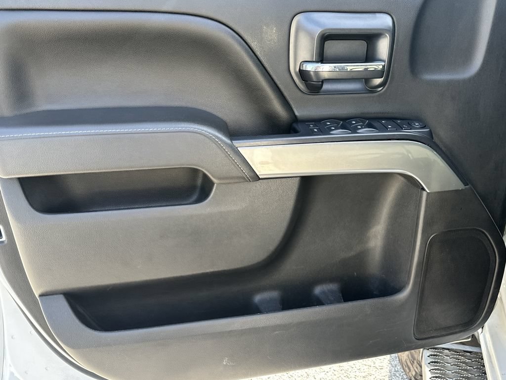 Used 2016 Chevrolet Silverado 2500 LT AWD/4WD image 10