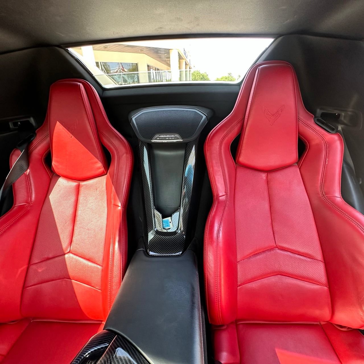 Used 2021 Chevrolet Corvette Stingray Convertible w/ Z51 Performance Package RWD image 25