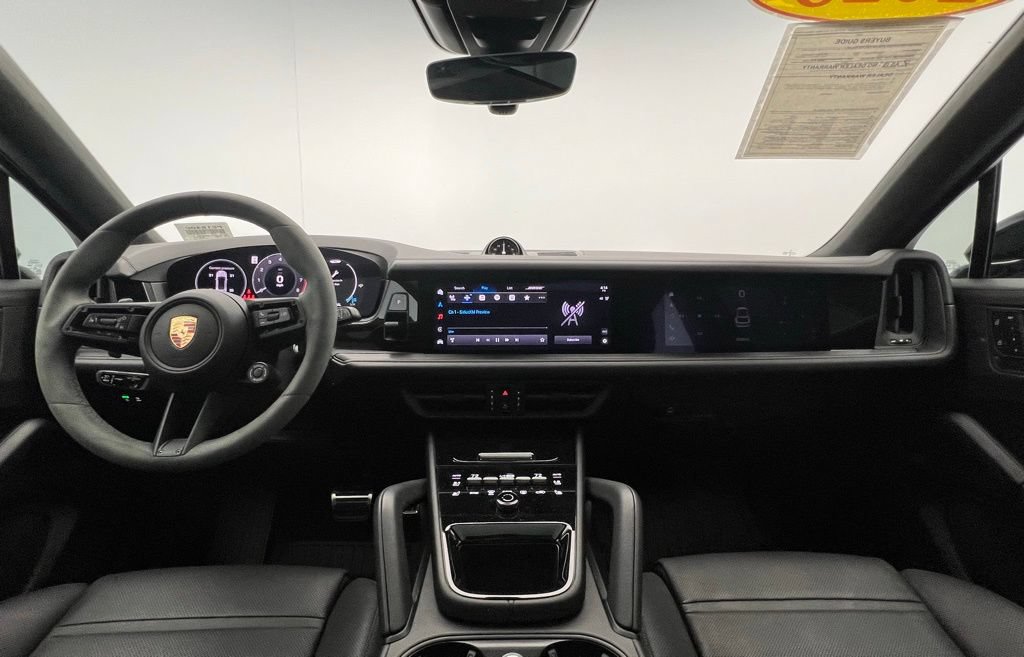 Certified 2025 Porsche Cayenne GTS AWD/4WD image 6