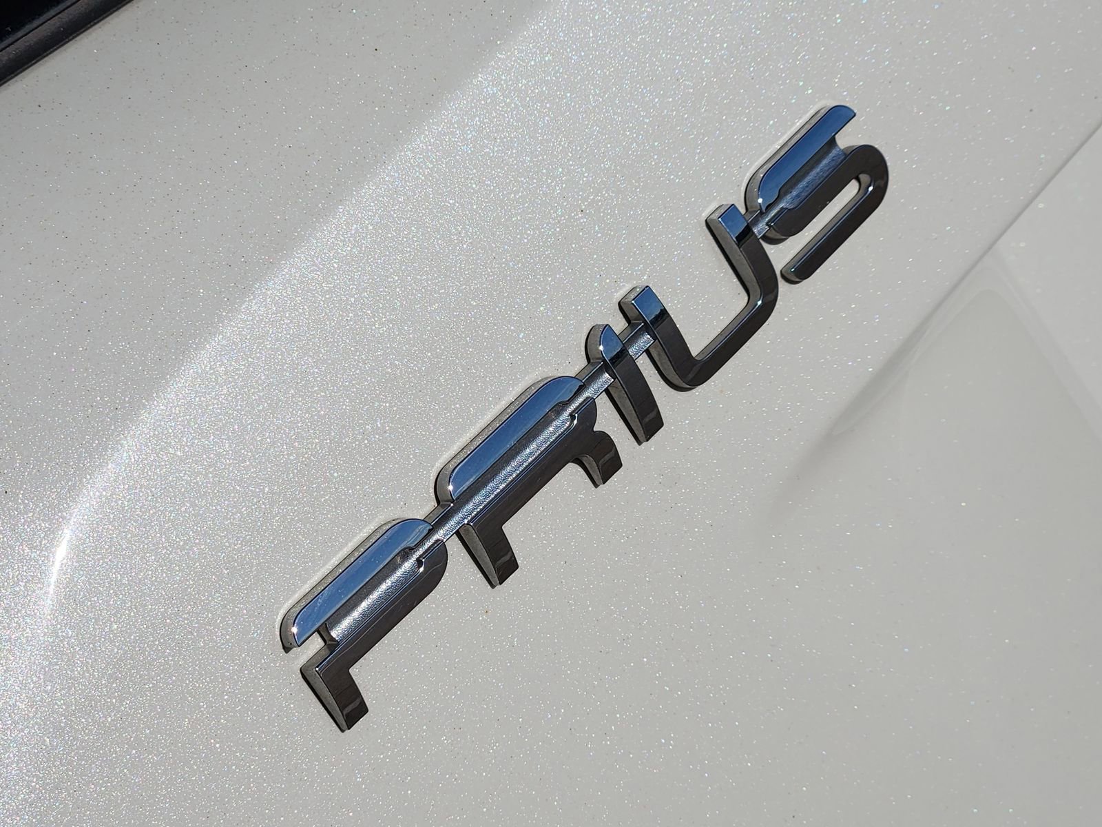 Used 2016 Toyota Prius Four w/ Advanced Technology Package image 16