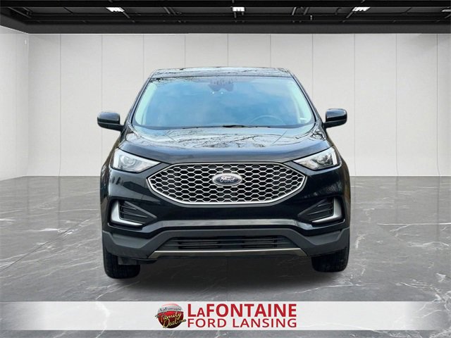 Used 2023 Ford Edge SEL image 8