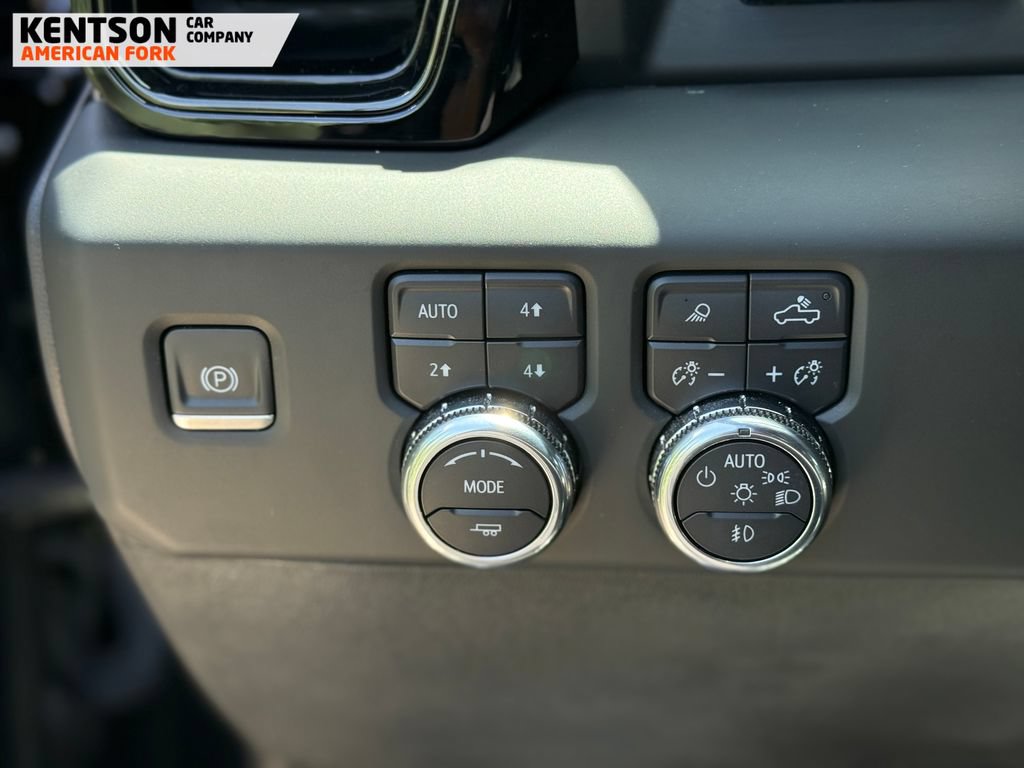 Used 2024 GMC Sierra 2500 AT4X w/ AT4X AEV Edition AWD/4WD image 16