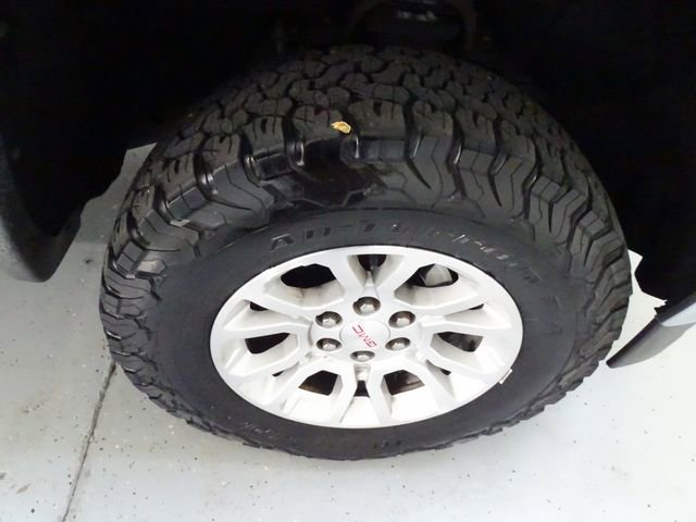 Used 2016 GMC Sierra 1500 SLE w/ SLE Value Package AWD/4WD image 28