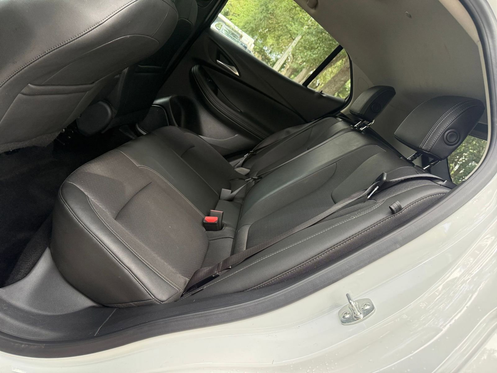 Used 2025 Buick Encore GX Preferred FWD image 34