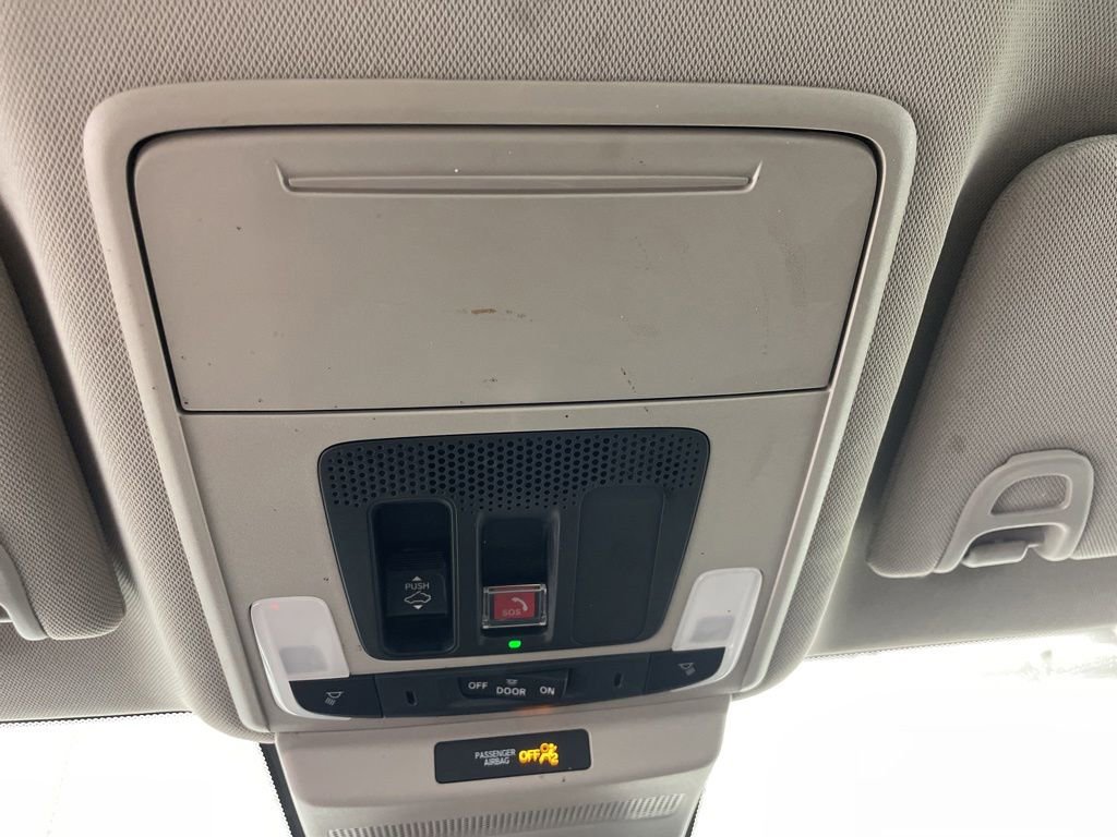 Used 2023 Honda Accord EX image 17