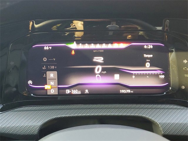 Certified 2024 Volkswagen Golf R image 25