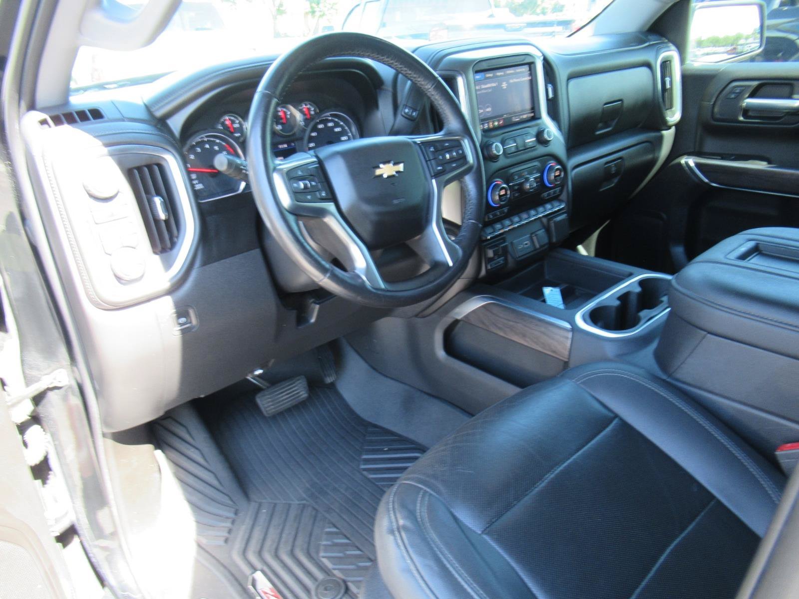 Used 2021 Chevrolet Silverado 1500 LTZ AWD/4WD image 17