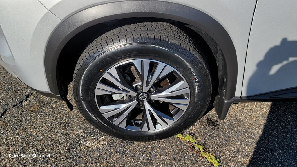Used 2021 Nissan Rogue SV FWD image 6