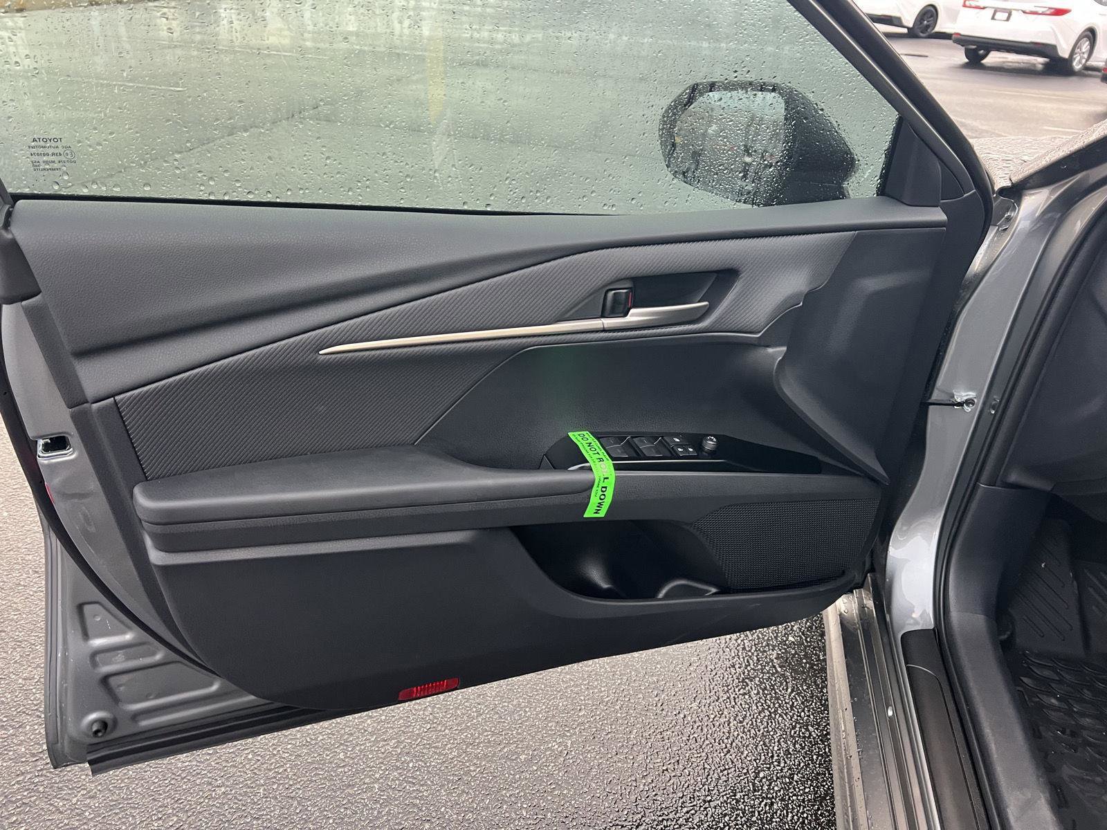 New 2026 Toyota Camry SE image 12