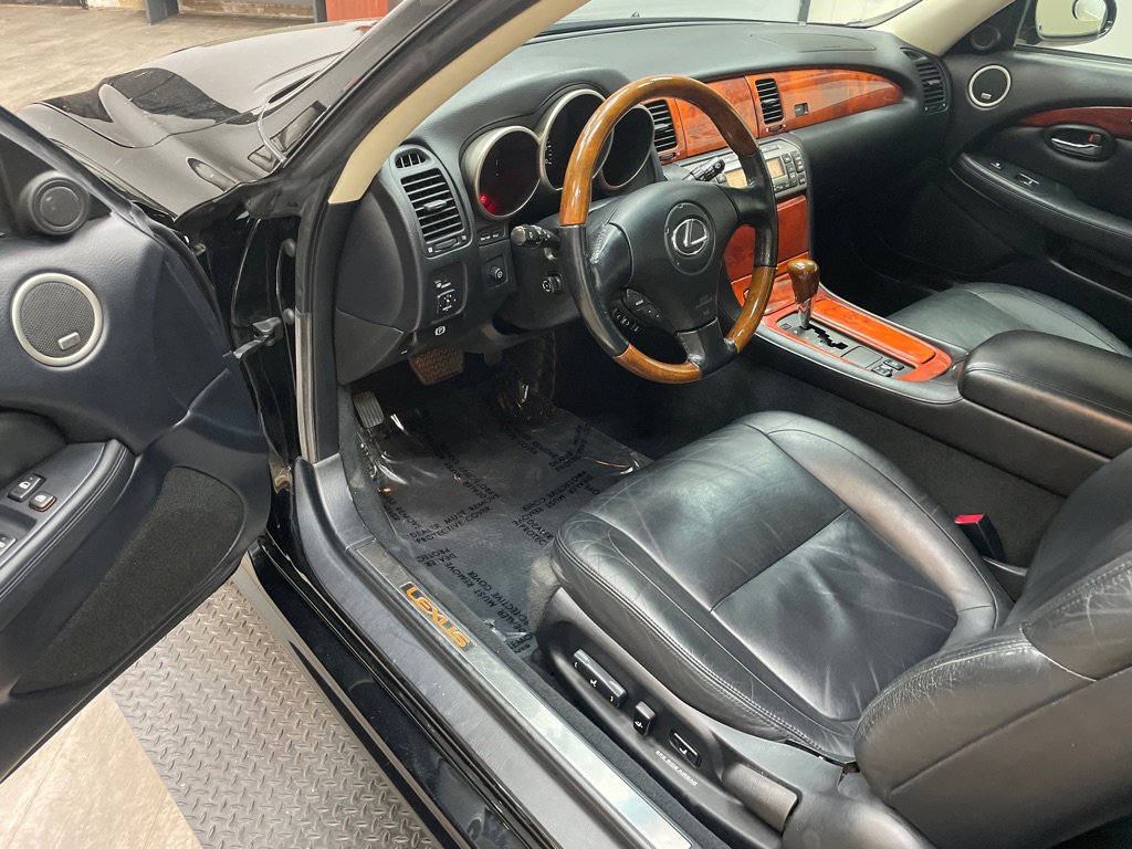 Used 2002 Lexus SC 430 Convertible RWD image 5